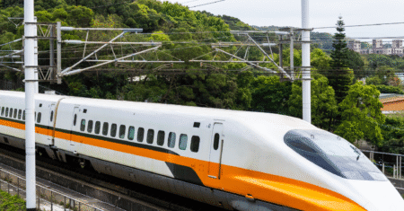 Conheça o Super Trem Sustentável Que Está Conectando Nações